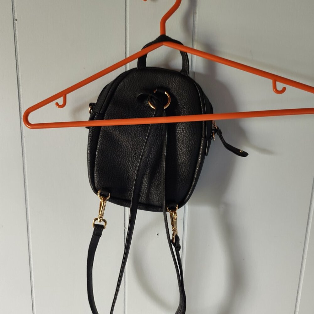 Avon Signature Small Multiway Bag - Picture 5 of 8